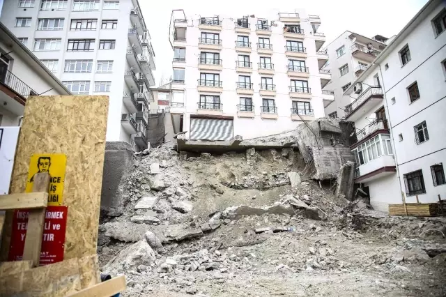 Son dakika haberleri | Bakan Kurum: Yapılan kontrolsüz kazı sebebiyle Açelya Apartmanı ve etrafındaki apartmanlar şuan için risk altında