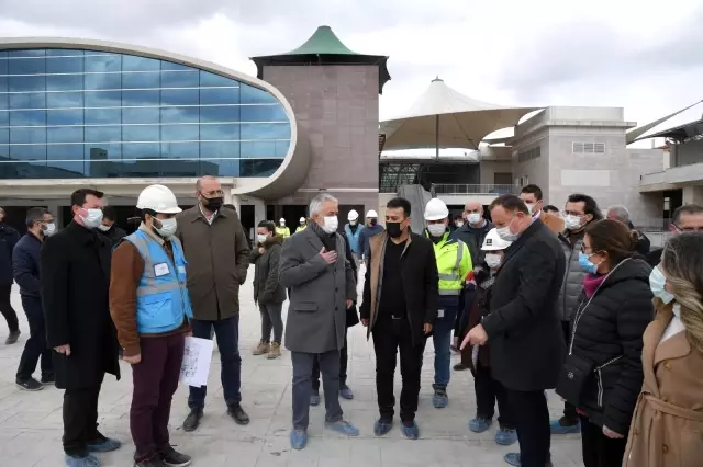 Belediye Başkanı Başdeğirmen: ' Ağustos ayında kiracılarımızı AVM'ye almayı hedefliyoruz' Belediye Başkanı Başdeğirmen: ' Ağustos ayında kiracılarımızı AVM'ye almayı hedefliyoruz'