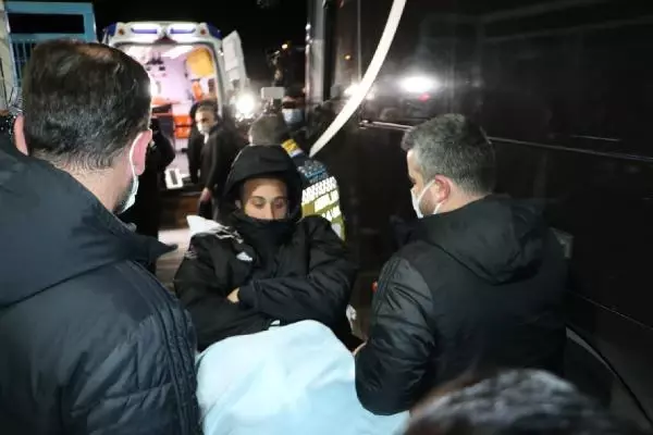 Beşiktaş'a Cenk Tosun'dan kötü haber Beşiktaş'a Cenk Tosun'dan kötü haber