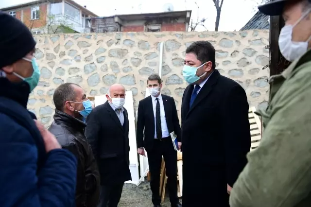 Son dakika haber | Cenazelerin battaniye ile taşındığı sokağın çilesine Başkan Tören son verdi Son dakika haber | Cenazelerin battaniye ile taşındığı sokağın çilesine Başkan Tören son verdi