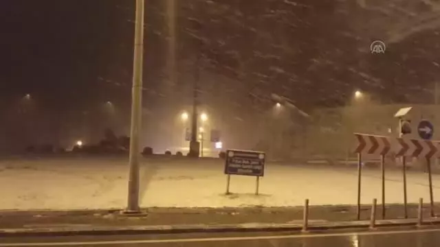 KAHRAMANMARAŞ - Nisan ayında kar yağdı KAHRAMANMARAŞ - Nisan ayında kar yağdı