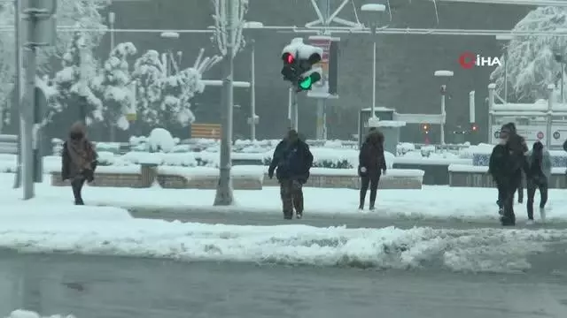 Kayseri'de nisan karı kışı aratmadı Kayseri'de nisan karı kışı aratmadı
