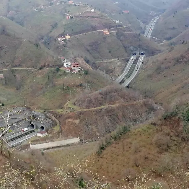 Son dakika haber | Ordu'da ulaştırma yatırımları hız kesmiyor Son dakika haber | Ordu'da ulaştırma yatırımları hız kesmiyor