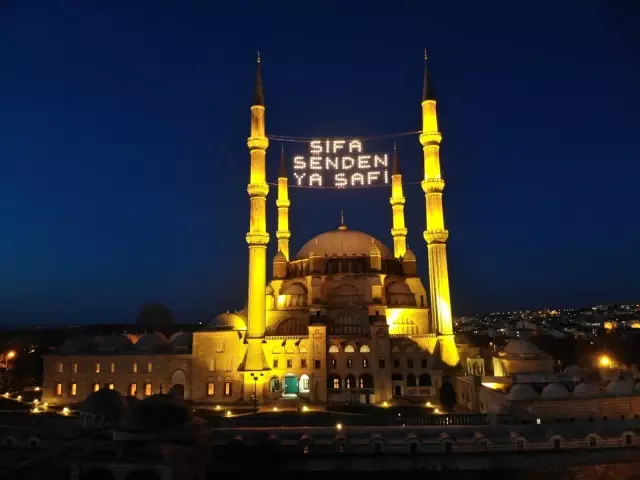Türk-İslam mimarisinin gözbebeği Selimiye'de 4 asırlık gelenek Türk-İslam mimarisinin gözbebeği Selimiye'de 4 asırlık gelenek