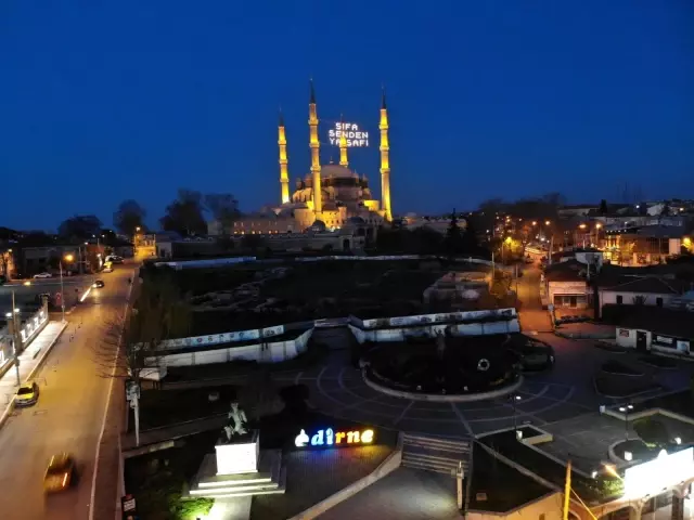 Türk-İslam mimarisinin gözbebeği Selimiye'de 4 asırlık gelenek Türk-İslam mimarisinin gözbebeği Selimiye'de 4 asırlık gelenek