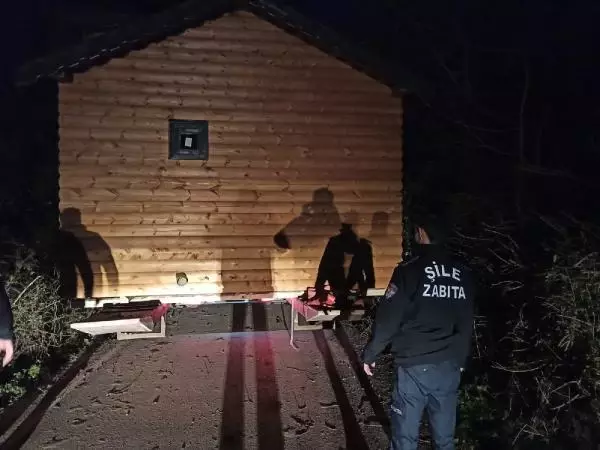 Pandeminin gözdesi şile'de 'kaçak konteyner' savaşı Pandeminin gözdesi şile'de 'kaçak konteyner' savaşı