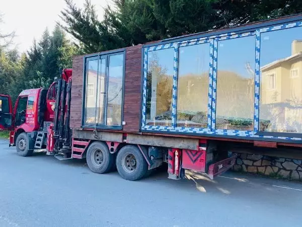 Pandeminin gözdesi şile'de 'kaçak konteyner' savaşı Pandeminin gözdesi şile'de 'kaçak konteyner' savaşı