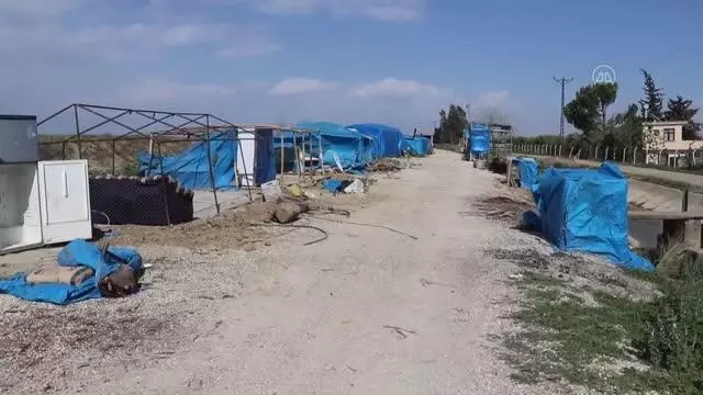 Son dakika haberi | Polisten tarım işçilerine gıda yardımı Son dakika haberi | Polisten tarım işçilerine gıda yardımı