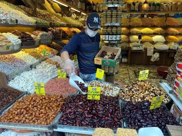 Ramazan öncesi hurma satışları arttı Ramazan öncesi hurma satışları arttı