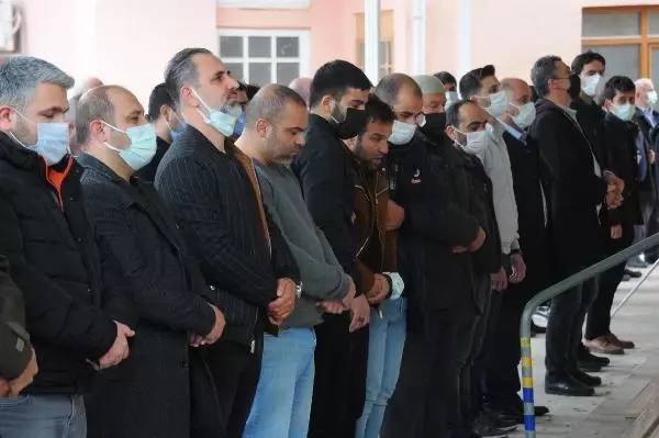 SEYCAN HEMŞİRE, SON YOLCULUĞUNA UĞURLANDI SEYCAN HEMŞİRE, SON YOLCULUĞUNA UĞURLANDI