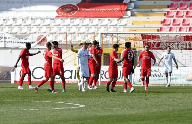 TFF 1. Lig: Ümraniyespor: 2 Bursaspor: 1
