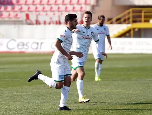 TFF 1. Lig: Ümraniyespor: 2 Bursaspor: 1