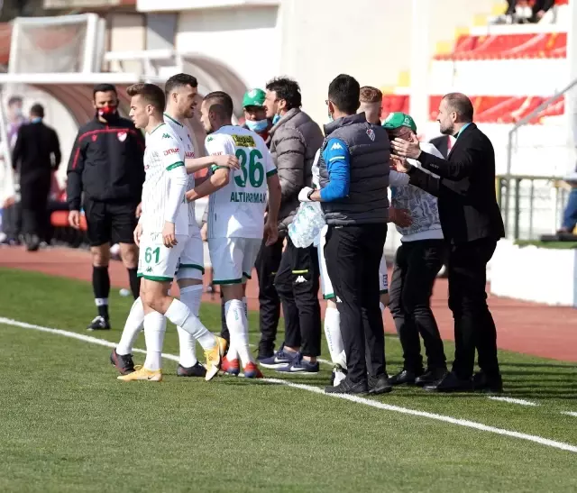 TFF 1. Lig: Ümraniyespor: 2 Bursaspor: 1