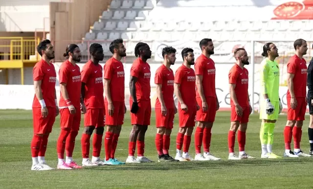 TFF 1. Lig: Ümraniyespor: 2 Bursaspor: 1