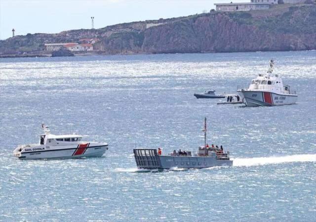 Uçak kazasından tarihe geçen bir başarı çıktı! Motoru arızalanan uçağı deniz uçağı gibi suya indirdi Uçak kazasından tarihe geçen bir başarı çıktı! Motoru arızalanan uçağı deniz uçağı gibi suya indirdi
