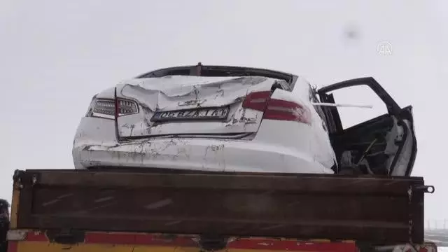 Son dakika haberi... Yozgat'ta Yargıtay Cumhuriyet Savcısı Doğan Kaya'nın kullandığı otomobil tarlaya devrildi: 1 ölü, 3 yaralı Son dakika haberi... Yozgat'ta Yargıtay Cumhuriyet Savcısı Doğan Kaya'nın kullandığı otomobil tarlaya devrildi: 1 ölü, 3 yaralı