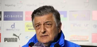 Cenk Tosun: Yılmaz Vural: 'Oyuncularımı mağlubiyete rağmen kutluyorum, ayaklarına sağlık' Cenk Tosun: Yılmaz Vural: 'Oyuncularımı mağlubiyete rağmen kutluyorum, ayaklarına sağlık'