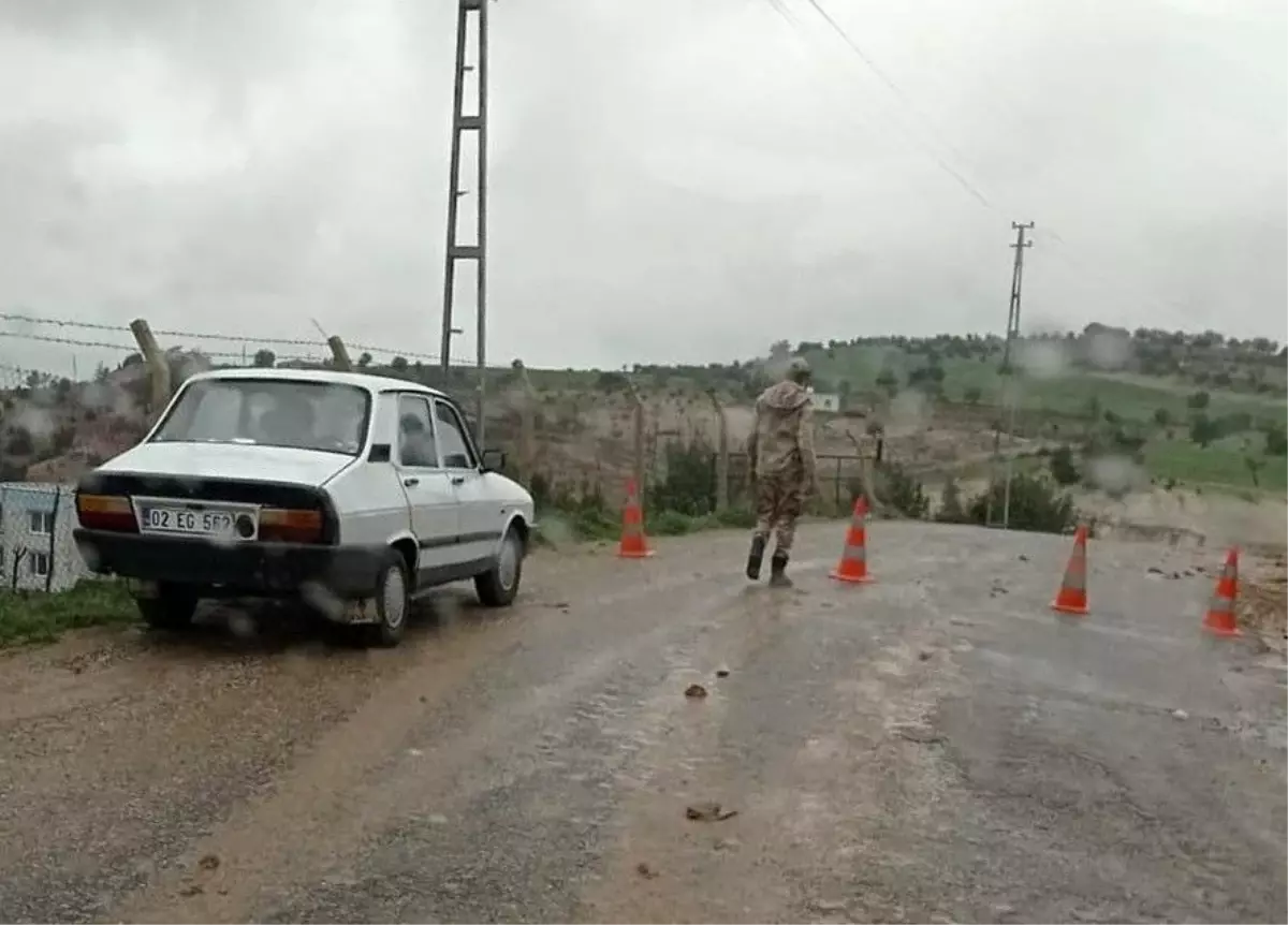Yukarı Nasırlı Köyü karantina altına alındı 1 yukari nasirli koyu karantina altina alindi 14058525 amp