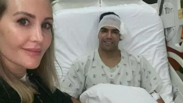 Ameliyat masasına yatan Radamel Falcao, son halini takipçileriyle paylaştı Ameliyat masasına yatan Radamel Falcao, son halini takipçileriyle paylaştı