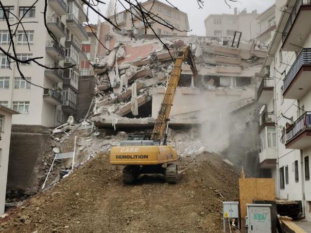 Ankara'da, 900 kişinin evsiz kaldığı mahallede 'kira artışı' tepkisi
