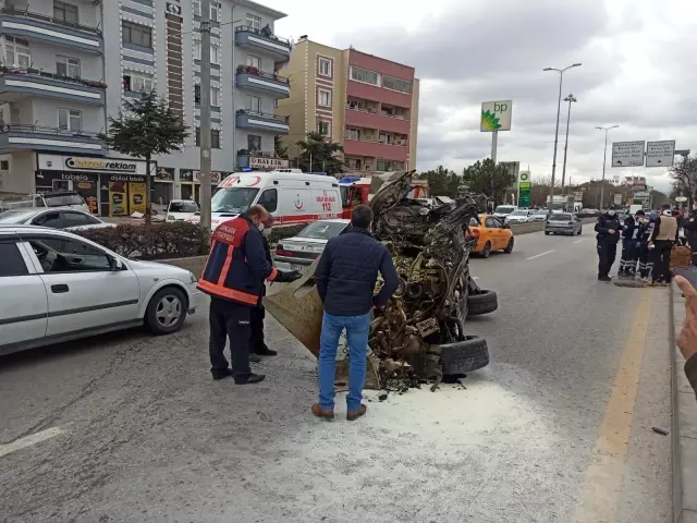 Başkent'te trafik kazası: 4 yaralı Başkent'te trafik kazası: 4 yaralı