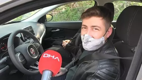 Ramazan öncesi kaynak suyu almak isteyen vatandaşlar 5 kilometrelik kuyrukta bekledi Ramazan öncesi kaynak suyu almak isteyen vatandaşlar 5 kilometrelik kuyrukta bekledi
