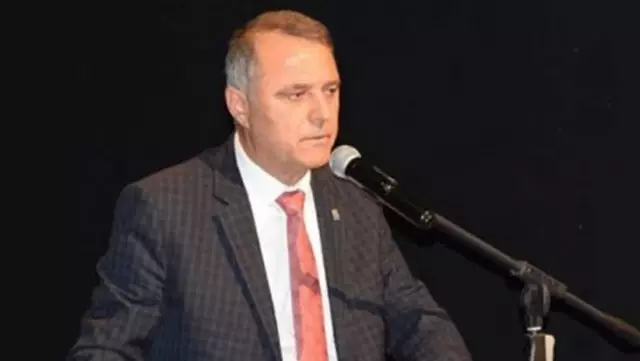 CHP Antalya İl Başkanı Nusret Bayar görevden alındı CHP Antalya İl Başkanı Nusret Bayar görevden alındı