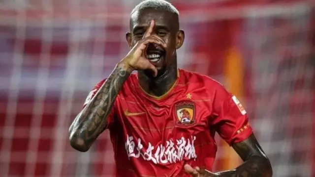 Talisca, wanting to leave China, winked at Turkish clubs