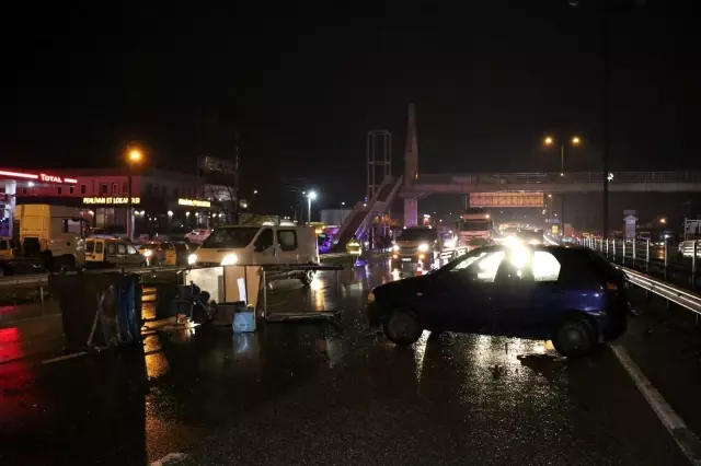 D650 karayolunu kilitleyen kaza: 2 yaralı D650 karayolunu kilitleyen kaza: 2 yaralı
