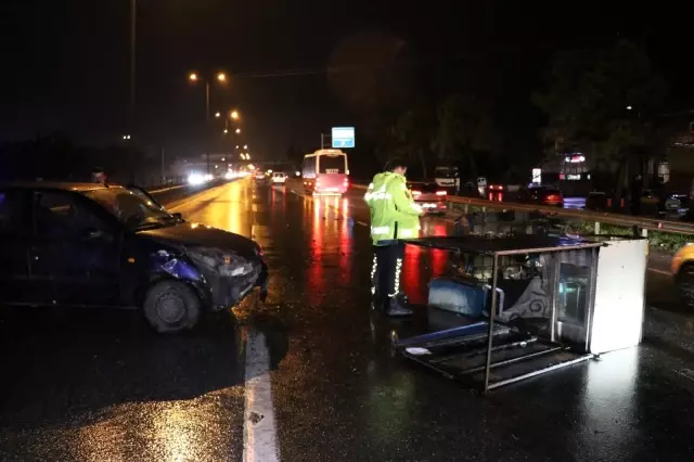 D650 karayolunu kilitleyen kaza: 2 yaralı D650 karayolunu kilitleyen kaza: 2 yaralı