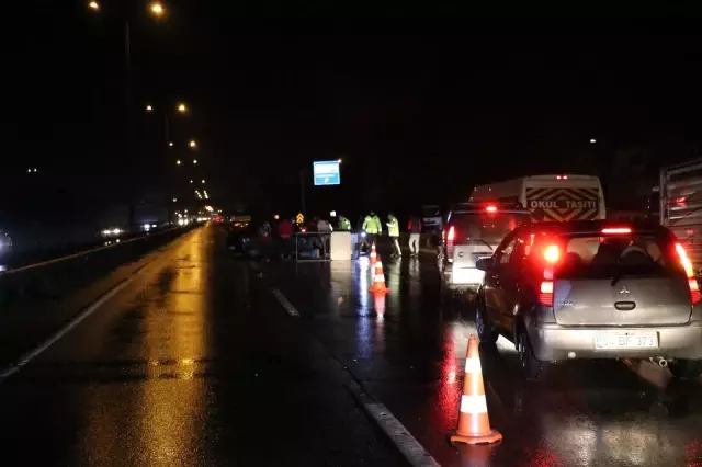 D650 karayolunu kilitleyen kaza: 2 yaralı D650 karayolunu kilitleyen kaza: 2 yaralı