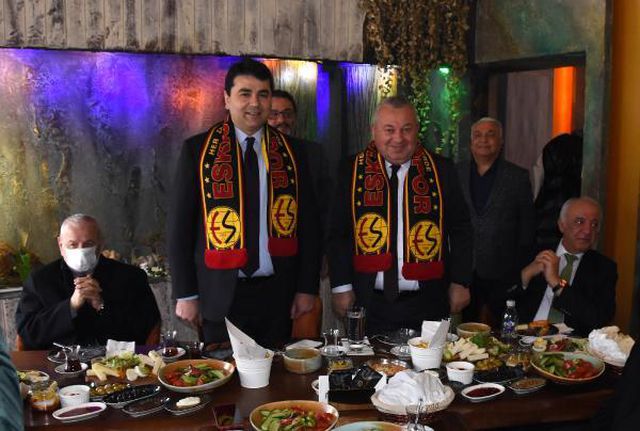 dp lideri uysal vatandasimizla hemhal olacagi 2 14060736 o