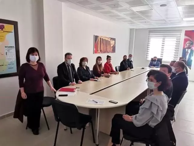 Ergene'de kadına şiddet konusu masaya yatırıldı Ergene'de kadına şiddet konusu masaya yatırıldı
