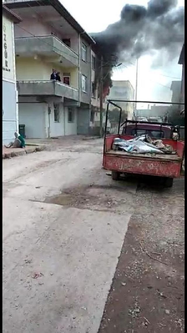 evinde cikan yanginda yanarak hayatini kaybet 11 14061442 o