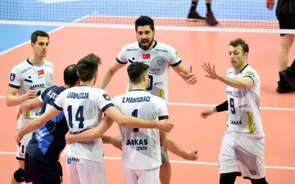 Galatasaray HDI Sigorta: 0-3 Galatasaray HDI Sigorta: 0-3
