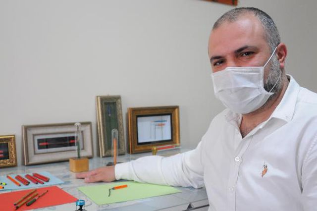 kalem ucuna yaptigi heykellerle dunyaya acilm 12 14059736 o