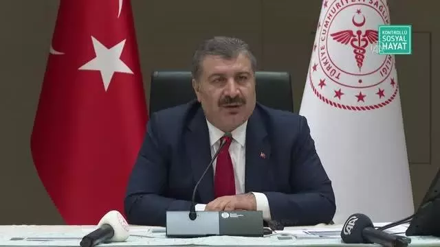 Son dakika haberi: Koca: 'Yarın Kabine Toplantısı'nda kapsayıcı, alternatifli önerileri sunacağız. O çerçevede Sayın Cumhurbaşkanımız alınan kararları açıklar.'