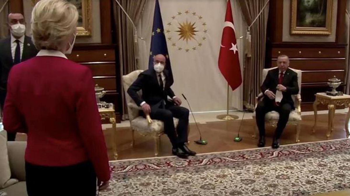 Koltuk krizi büyüyor! Kadın dernekleri, AB Konseyi Başkanı Michel'in istifası için imza kampanyası başlattı