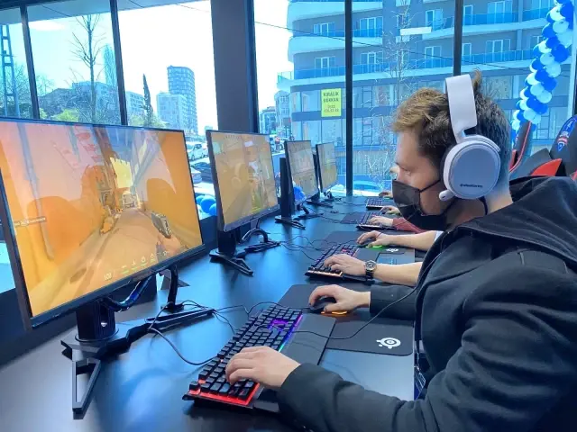 Küçükçekmece'de ESPOR merkezi açıldı Küçükçekmece'de ESPOR merkezi açıldı