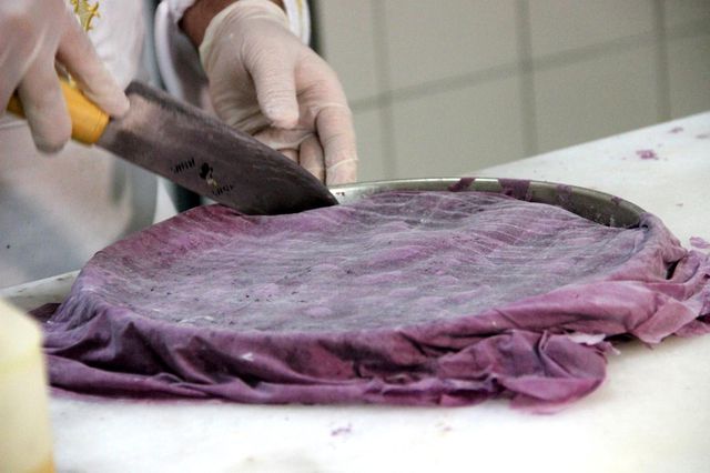 Ramazan'ın gelmesiyle mor baklava siparişi kadayıf dolmasını solladı Ramazan'ın gelmesiyle mor baklava siparişi kadayıf dolmasını solladı