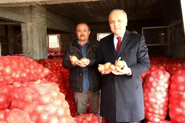 Soğan üreticilerinden Cumhurbaşkanı'na teşekkür Soğan üreticilerinden Cumhurbaşkanı'na teşekkür