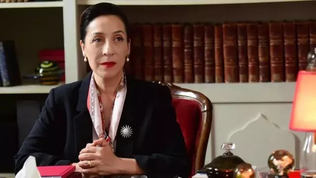 Usta oyuncu Itır Esen, Kırmızı Oda dizisinin kadrosuna dahil oldu Usta oyuncu Itır Esen, Kırmızı Oda dizisinin kadrosuna dahil oldu
