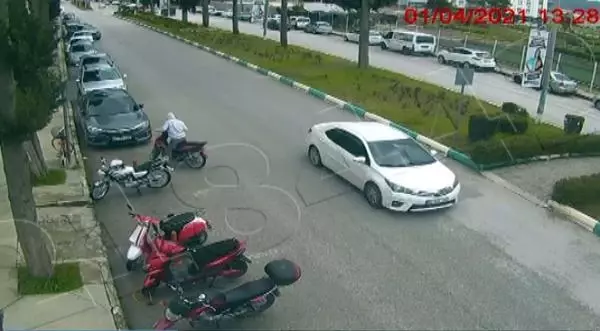 13 motosiklet ve bisiklet çaldı, kamera görüntülerinden yakalandı 13 motosiklet ve bisiklet çaldı, kamera görüntülerinden yakalandı