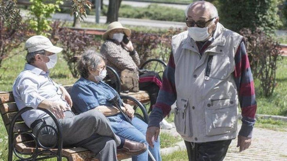 65 yaş üstü kararı tepki çekti! Aşılamaya rağmen kısıtlamaya dahil edildiler