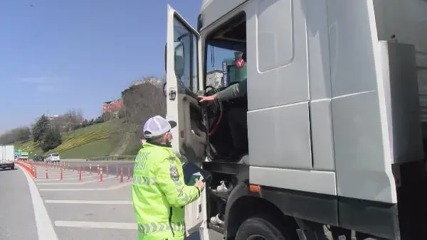 BEYKOZ TEM'DE DRONE DESTEKLİ TRAFİK DENETİMİ BEYKOZ TEM'DE DRONE DESTEKLİ TRAFİK DENETİMİ