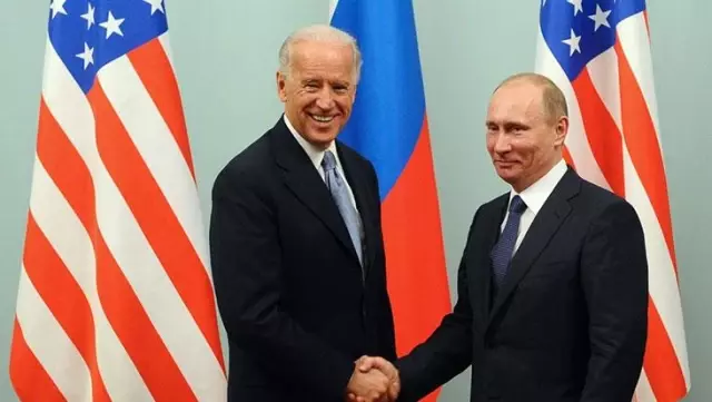 Biden, Putin'le üçüncü bir ülkede görüşmek için teklifte bulundu Biden, Putin'le üçüncü bir ülkede görüşmek için teklifte bulundu