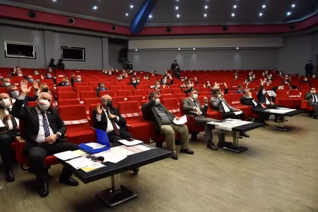 Büyükşehirin 2020 yılı faaliyetleri takdir topladı Büyükşehirin 2020 yılı faaliyetleri takdir topladı