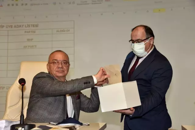 Büyükşehirin 2020 yılı faaliyetleri takdir topladı Büyükşehirin 2020 yılı faaliyetleri takdir topladı