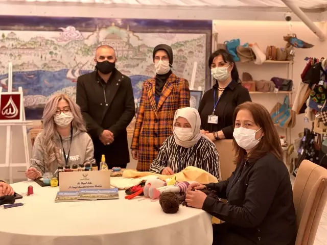 Dünya Pizza Şampiyonu Hakkı Akdeniz'den üreten kadınlara destek Dünya Pizza Şampiyonu Hakkı Akdeniz'den üreten kadınlara destek