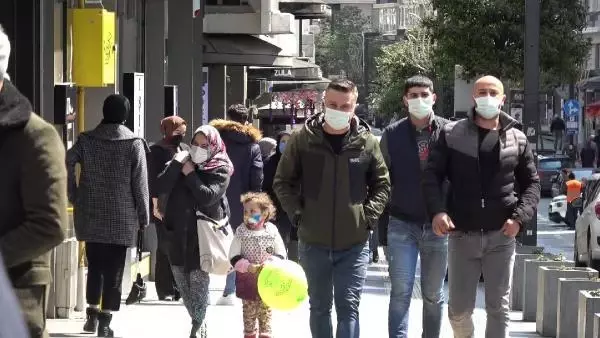 Son dakika haber! SAMSUN EN ÇOK VAKA GÖRÜLEN SAMSUN'DA SOKAKLARDA İNSAN YOĞUNLUĞU Son dakika haber! SAMSUN EN ÇOK VAKA GÖRÜLEN SAMSUN'DA SOKAKLARDA İNSAN YOĞUNLUĞU